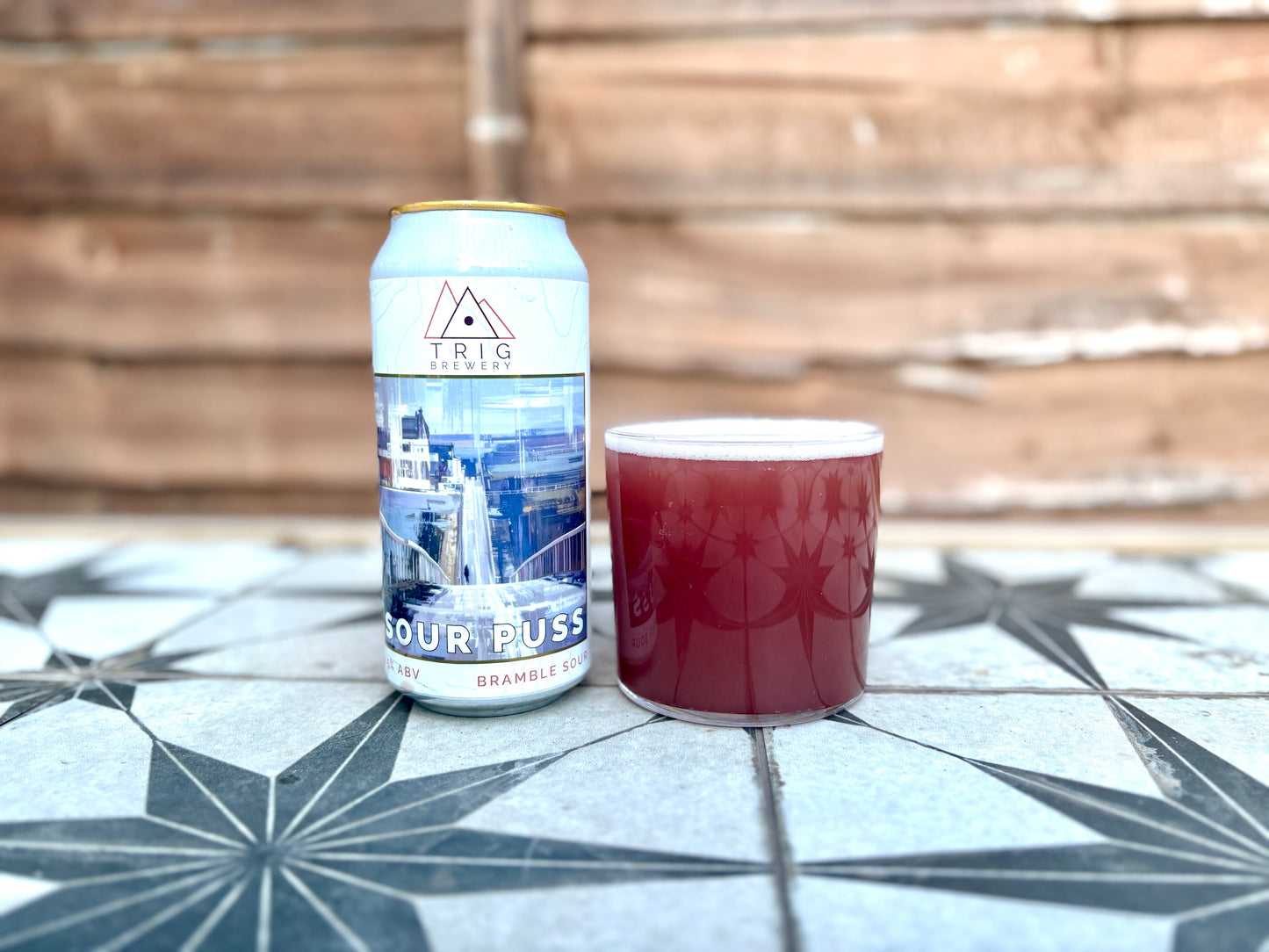 Sour Puss Bramble - 4.7% Bramble Sour - 440ml Can